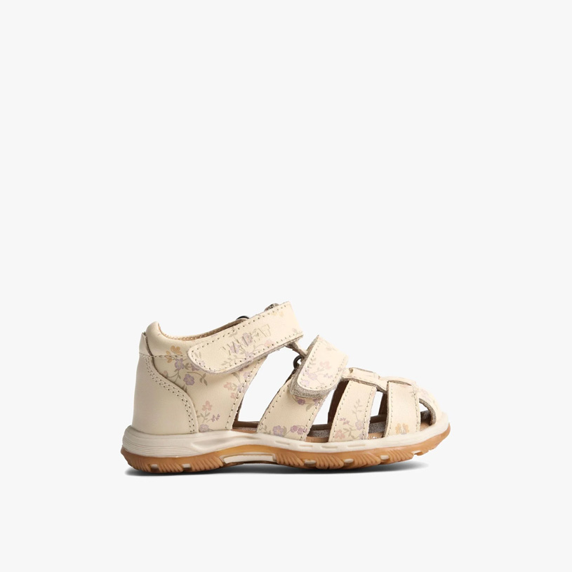 Kategorisida_Barnskor-banner 815x815-Sandaler.jpg